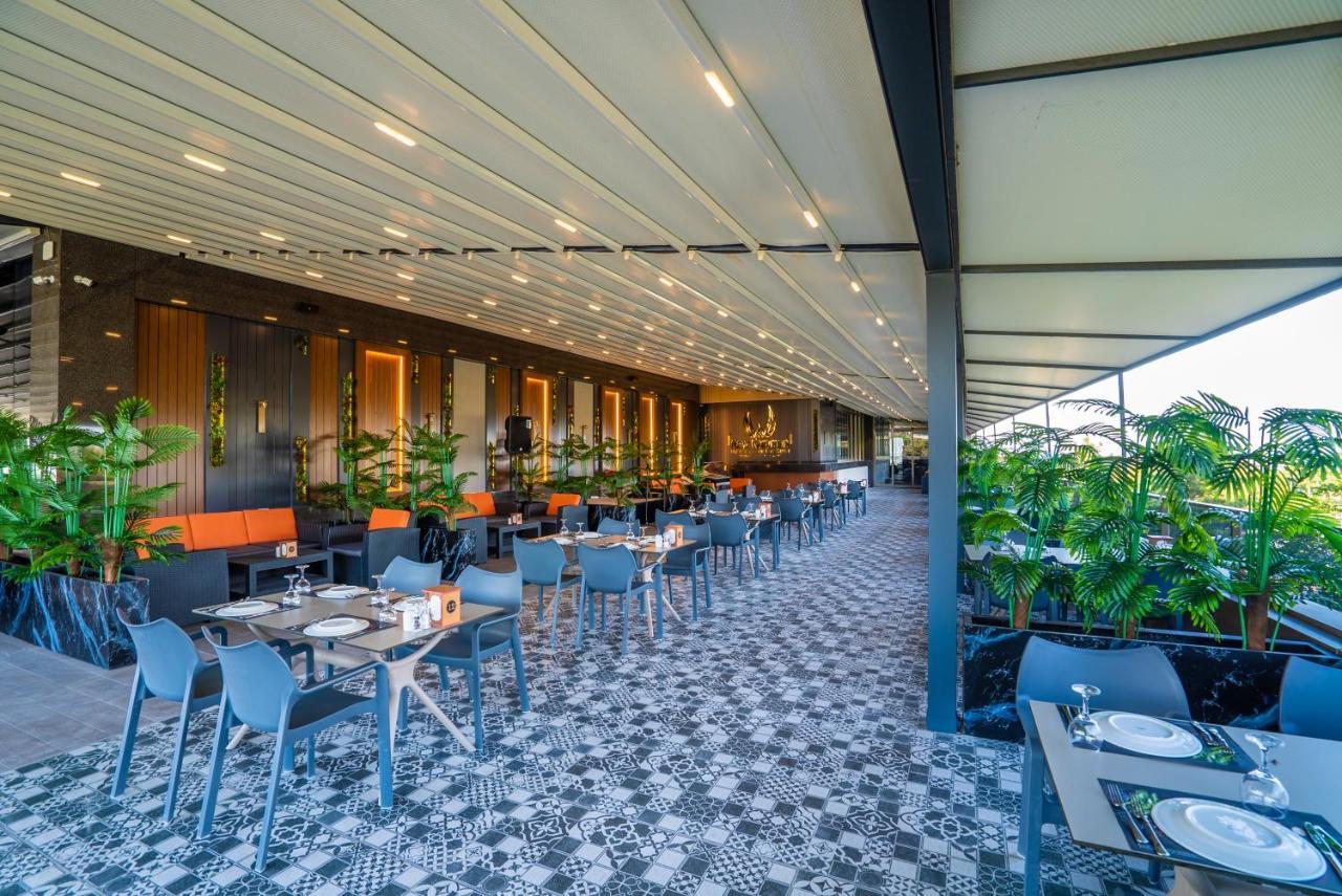 New Karaman Hotel Extérieur photo