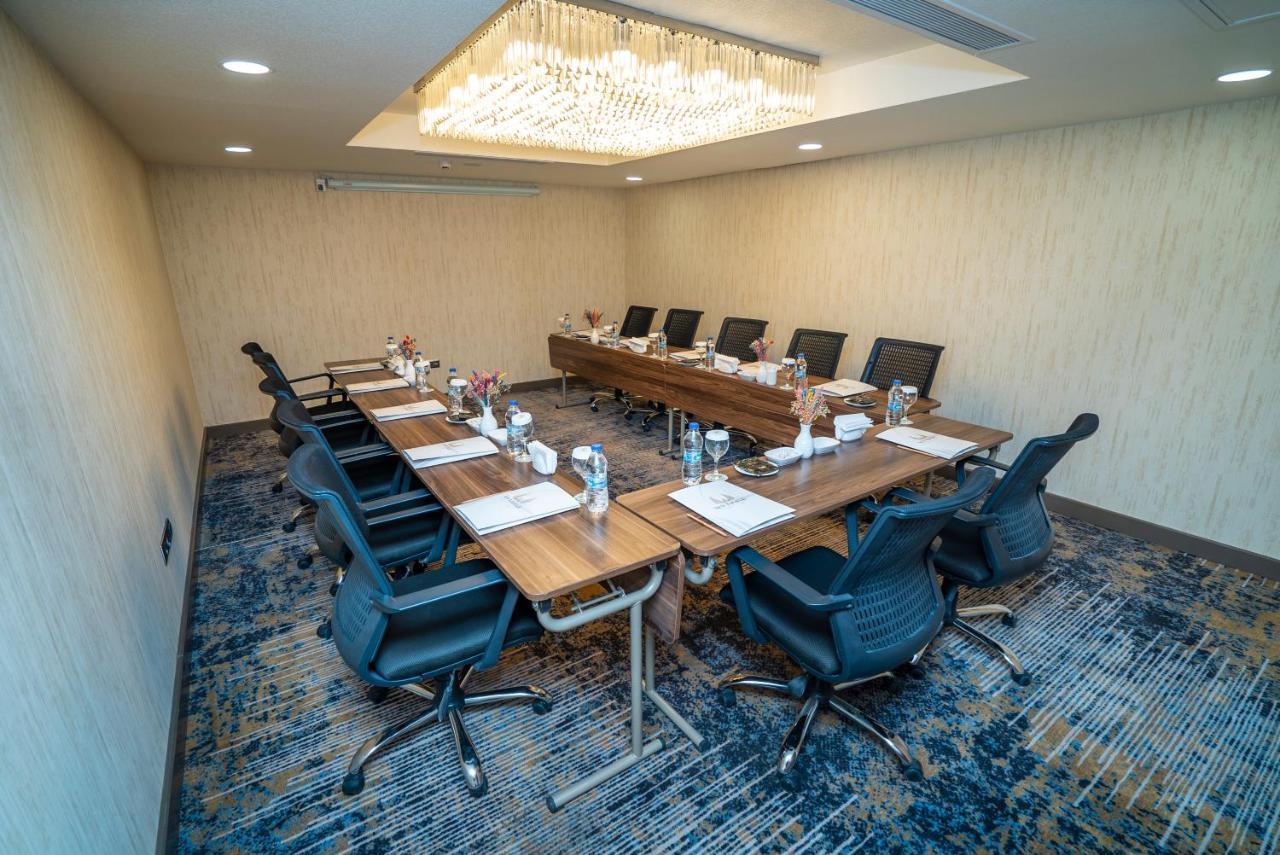 New Karaman Hotel Extérieur photo